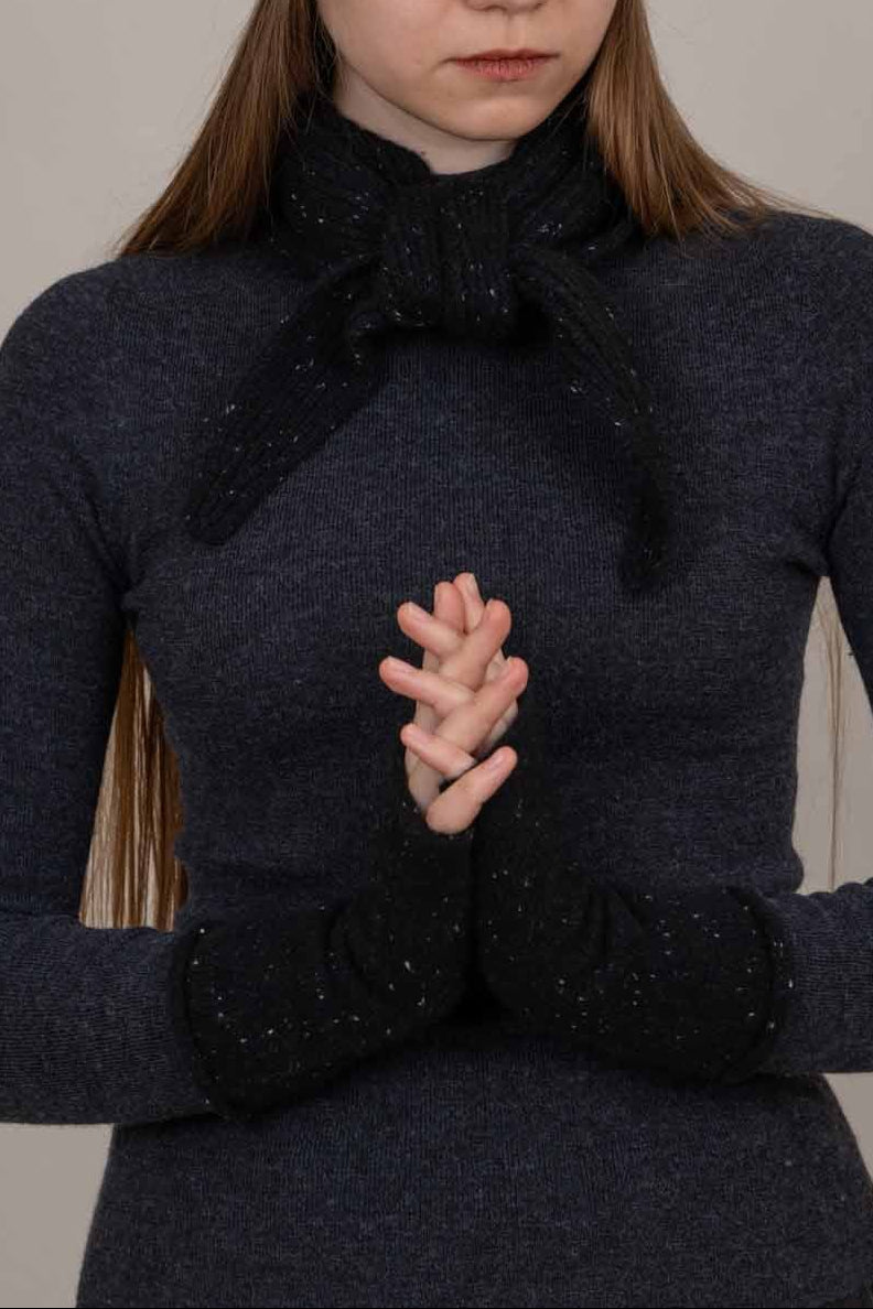 Cosmo Cashmere Neck Scarf