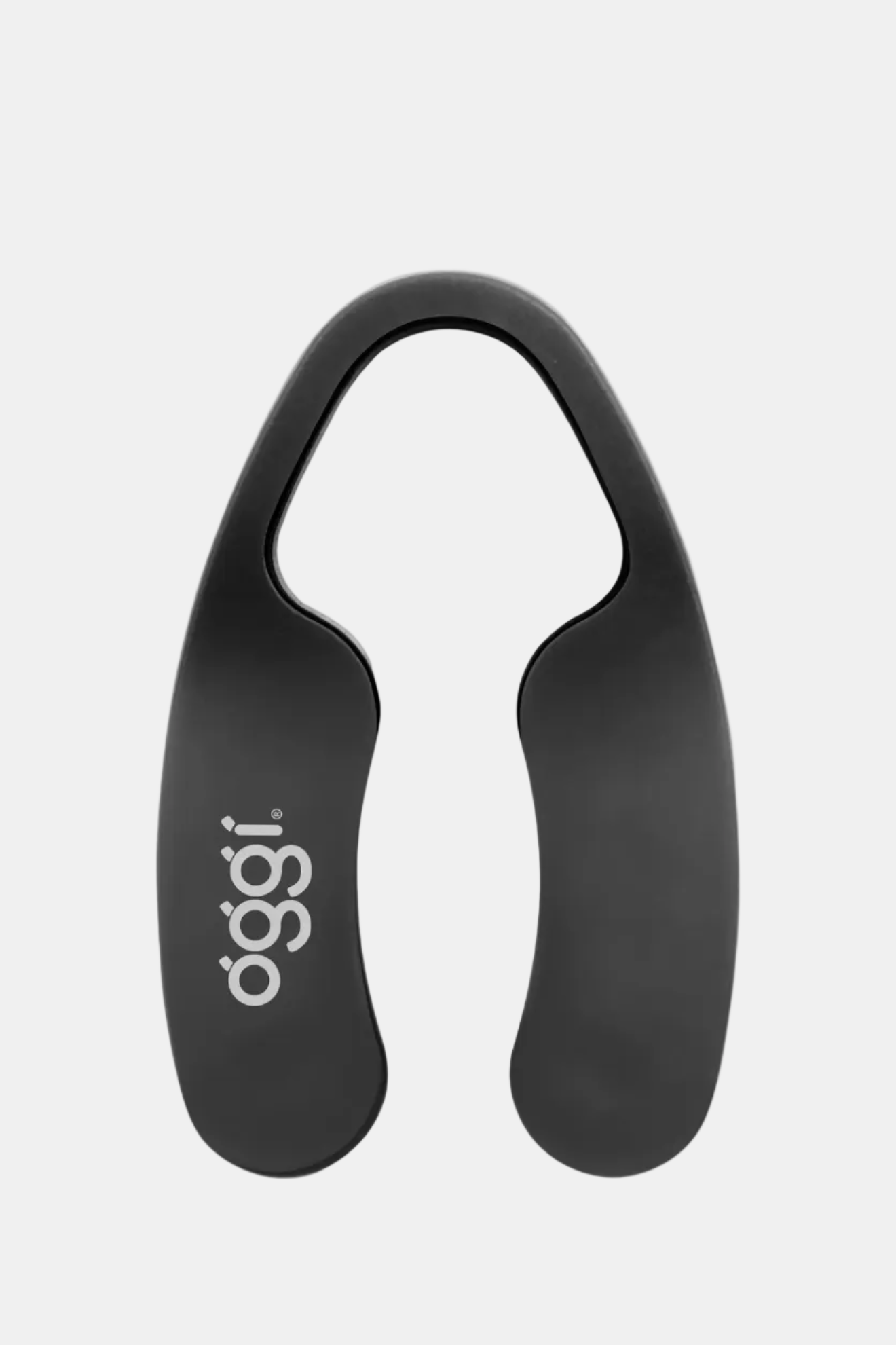 Black shoe stretcher with 'oggi' branding on a white background