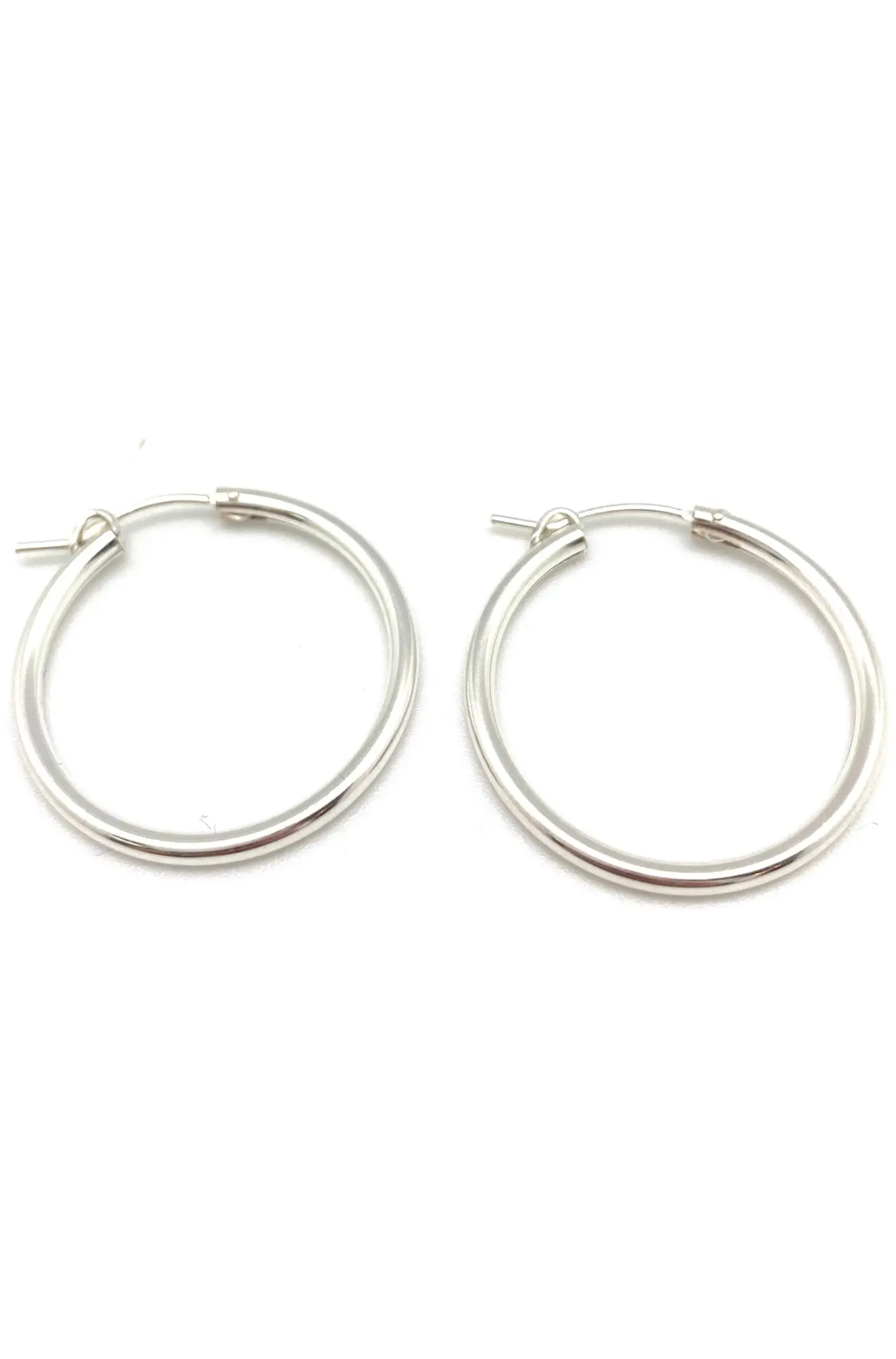 in2-design-nina-hoop-large-plain-silver