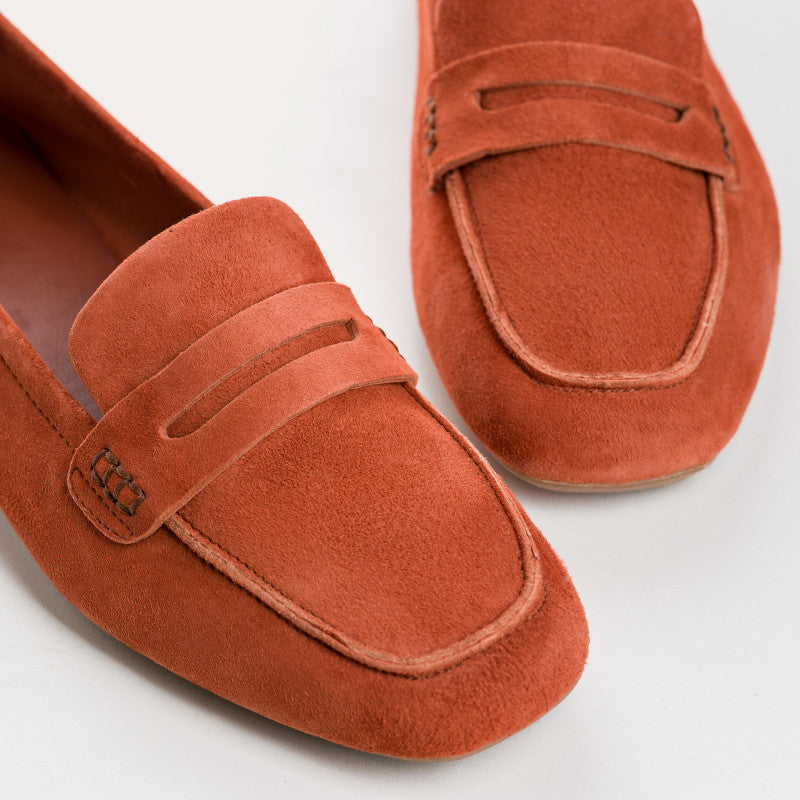 HEMA WOMEN'S SUEDE LOAFERS