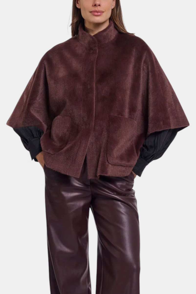 Dewi Cape