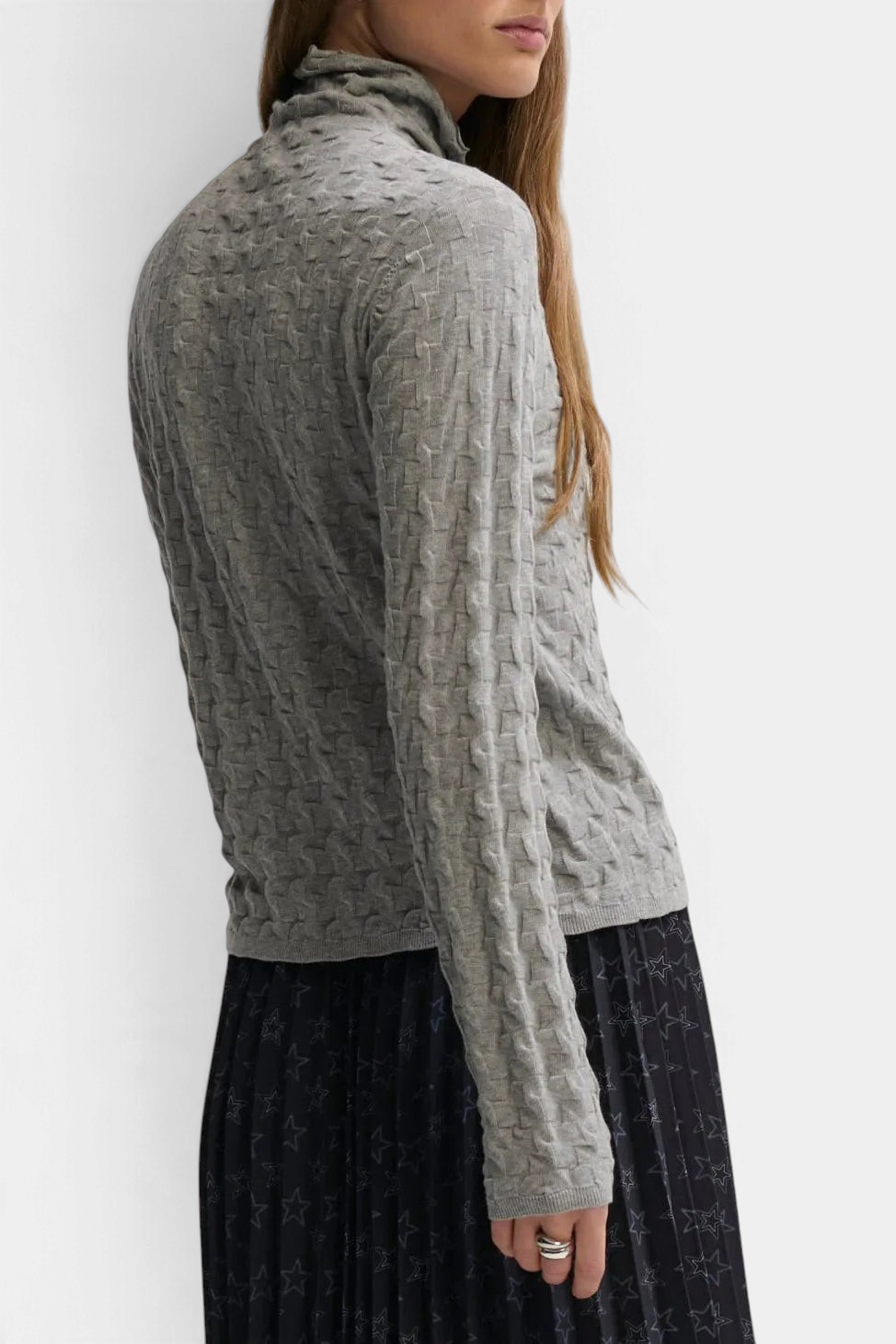 The Copper Shed grey 3D puckered checkerboard knit t-neck sweater with long sleeves and scalloped edges