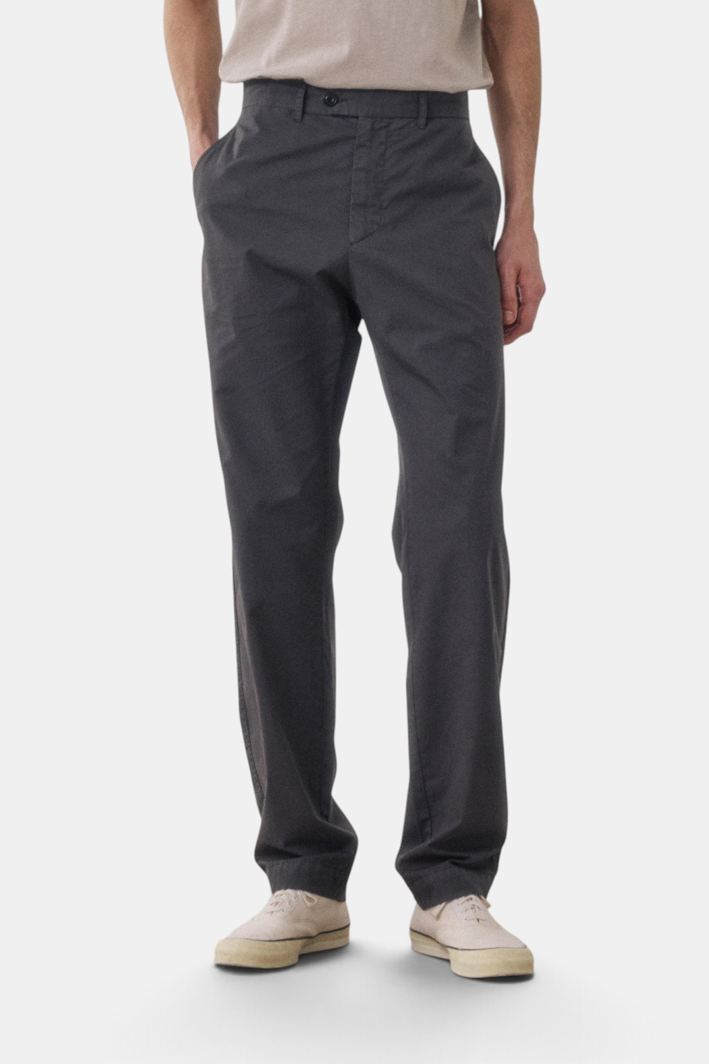 The Copper Shed Taylor straight-leg chino pants in charcoal cotton with a zip fly and side pockets.