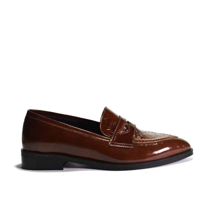 Adrain Cordani Pointy Patent Loafer