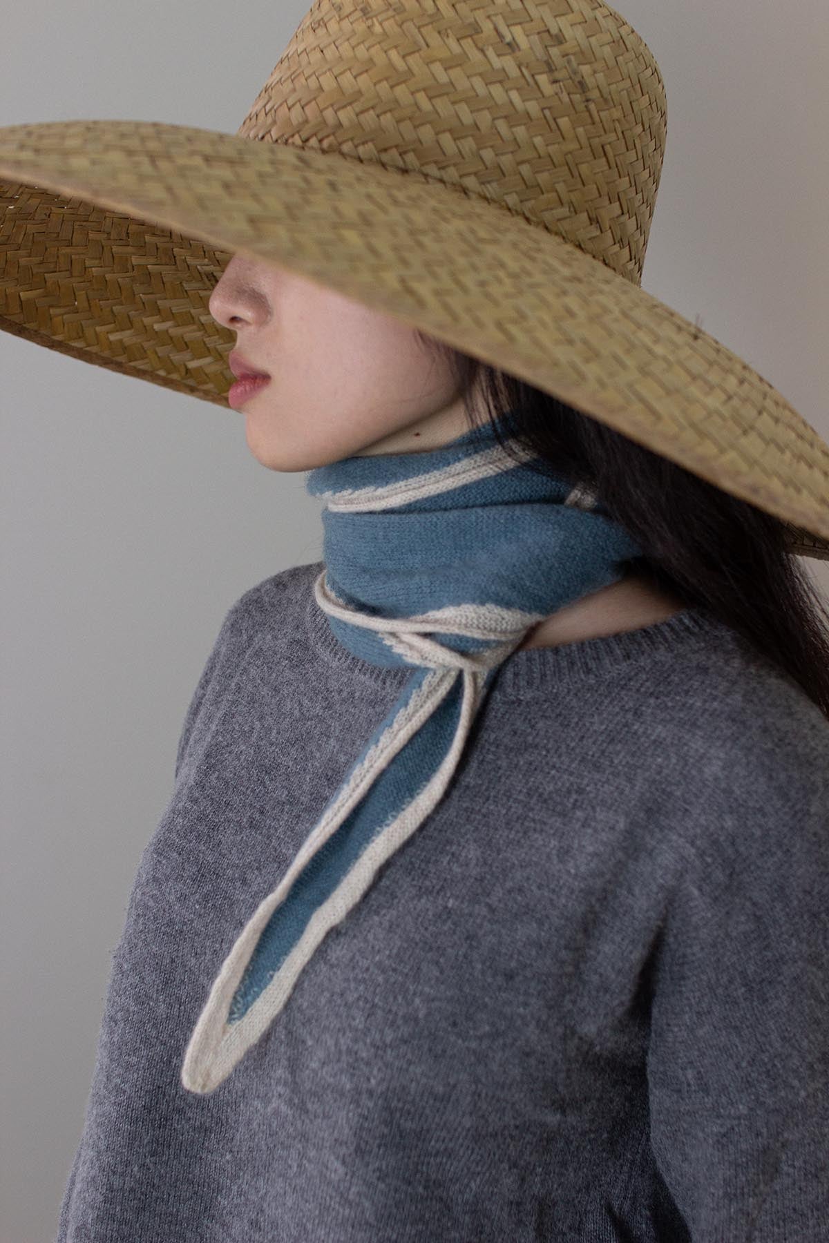 Austen Spindle-shaped Knitted Cashmere Scarf