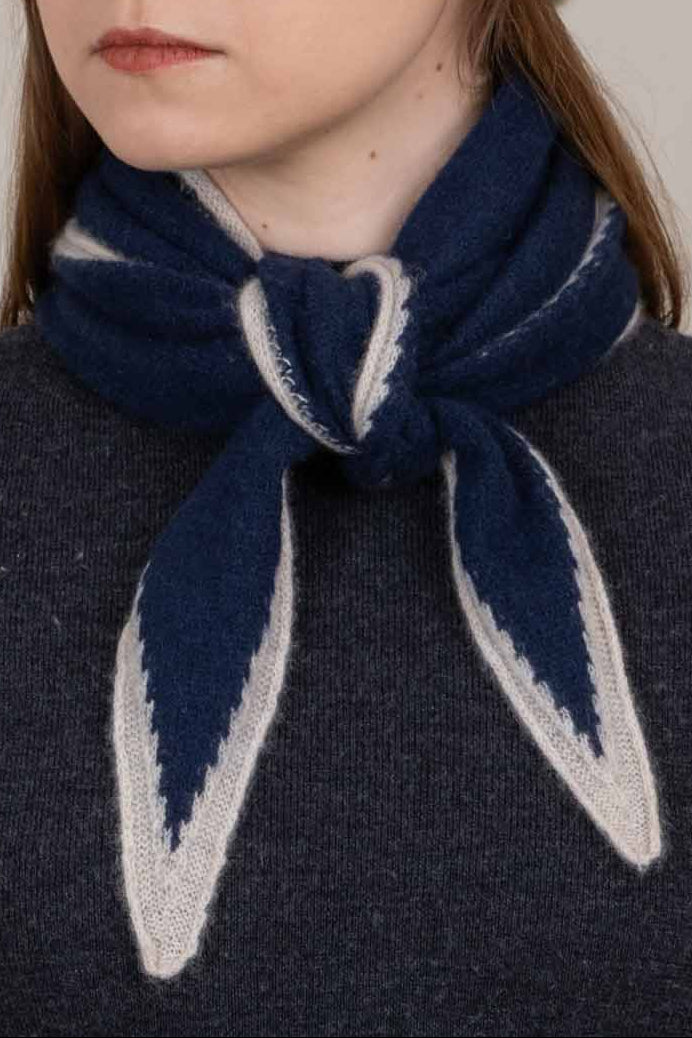 Austen Spindle-shaped Knitted Cashmere Scarf