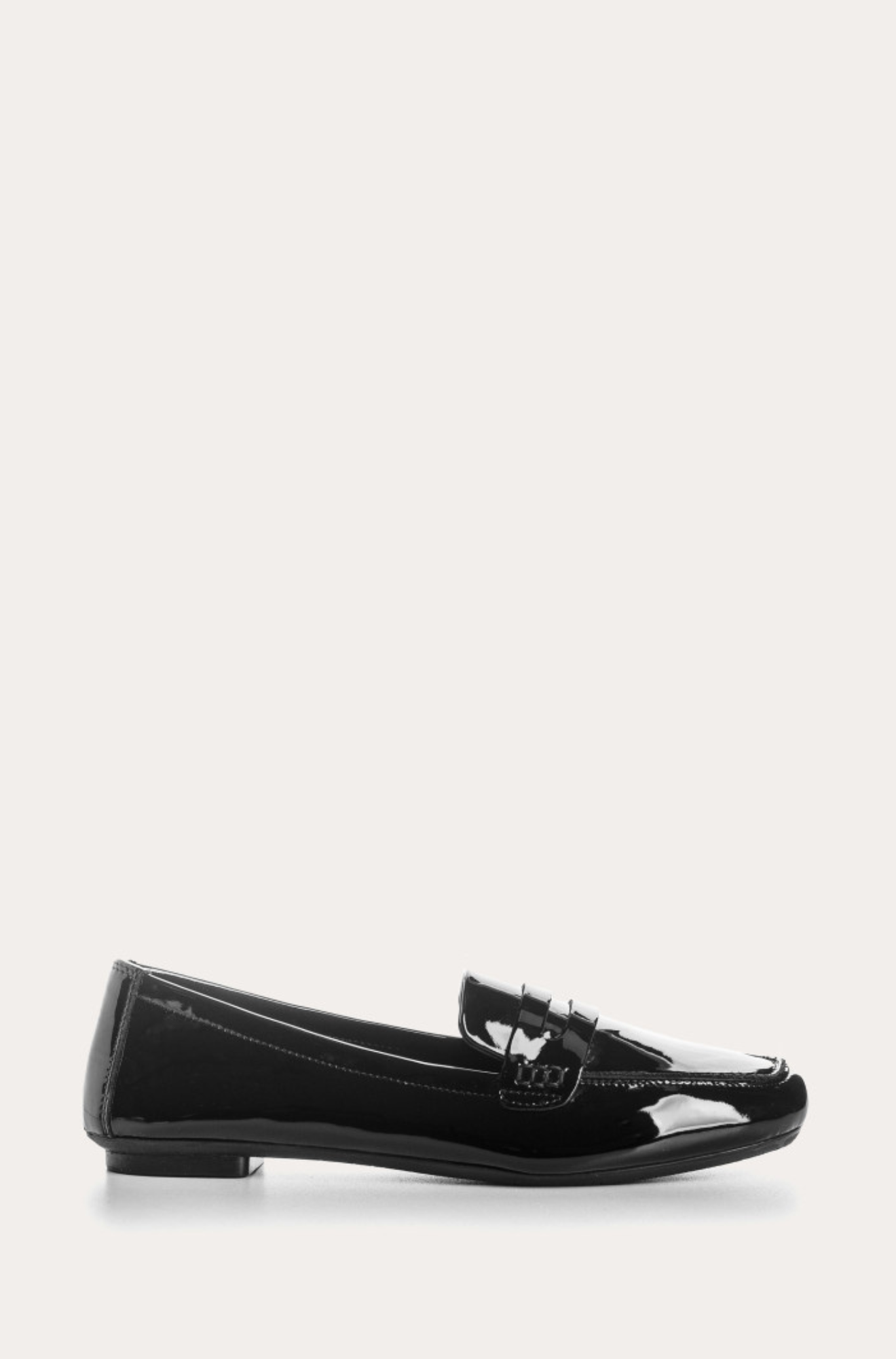 HEMA CC WOMEN'S PATENT LEATHER LOAFERS