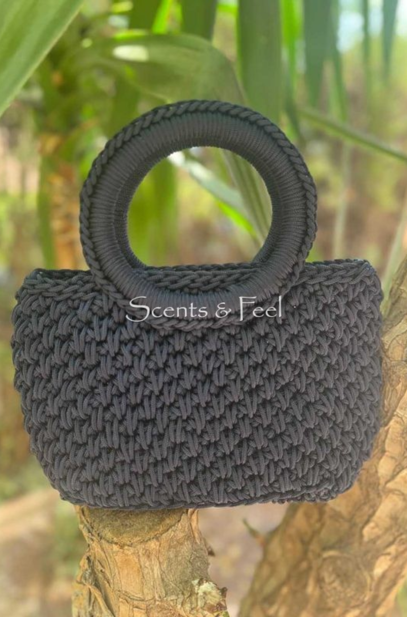 Small Crochet Tote with Round Handle