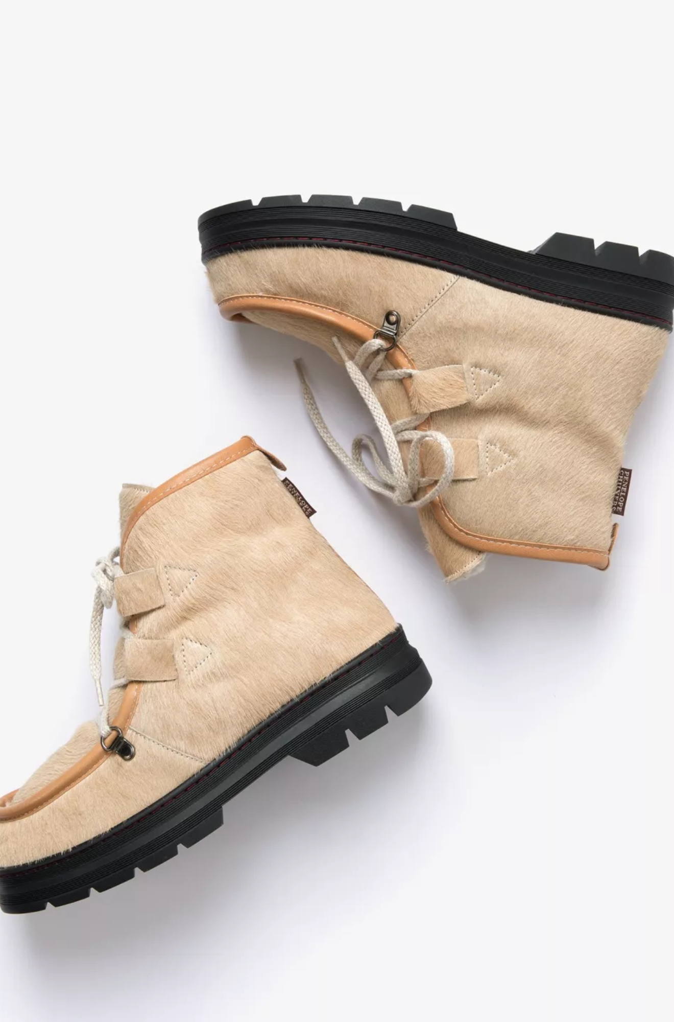 penelope-chilvers-incredible-boot-winter-white-camel