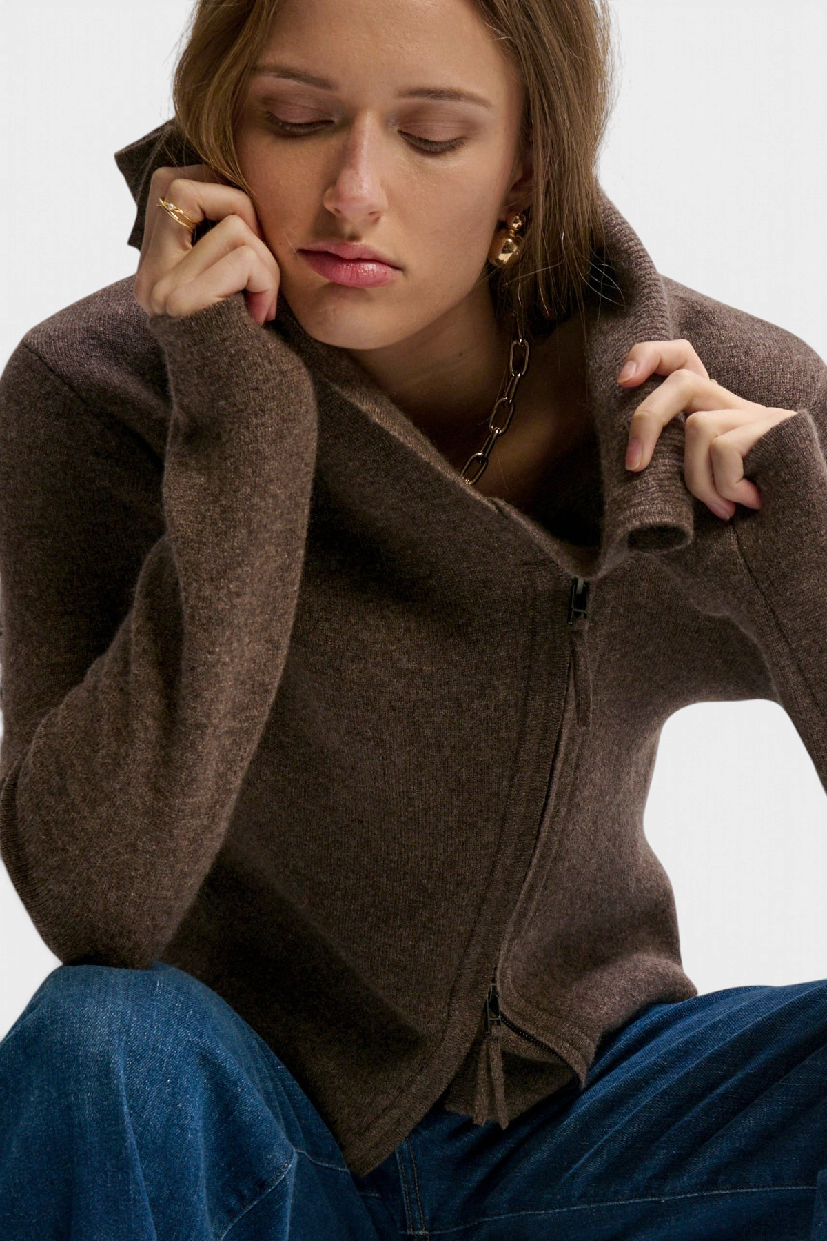 The Copper Shed St Bridget brown cashmere moto sweater with an asymmetric two-way zipper and fold-over collar.