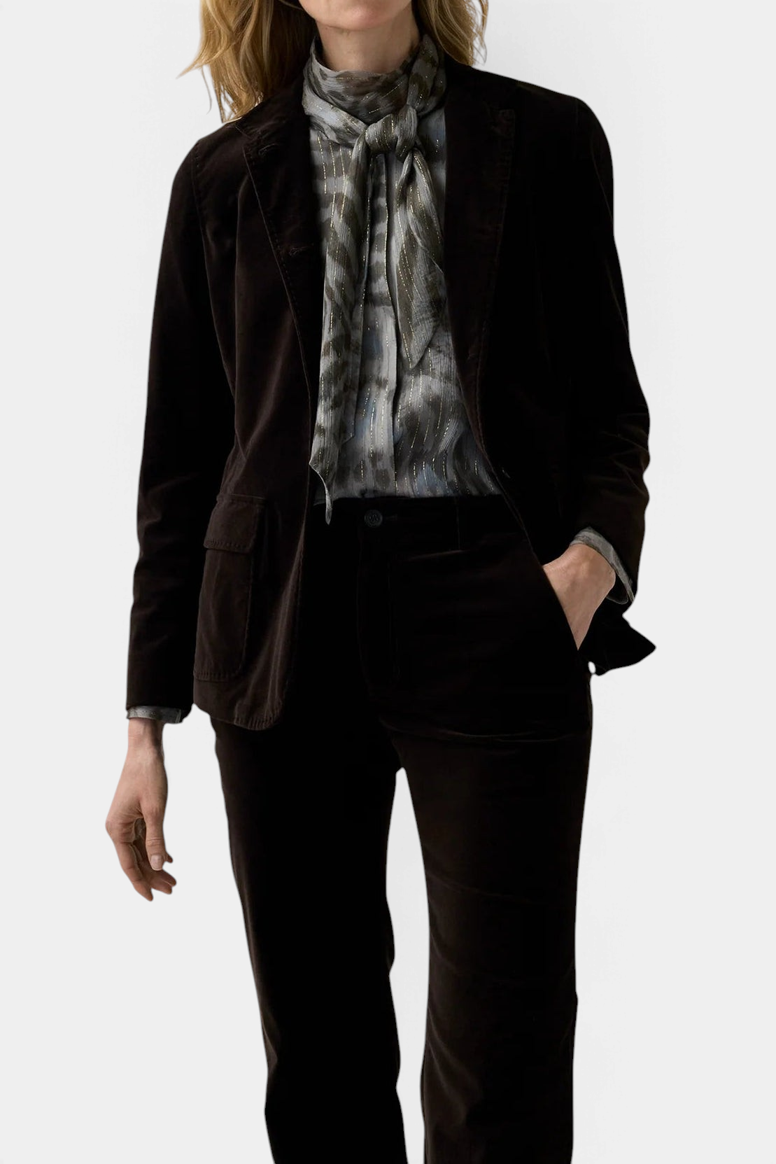 The Copper Shed Marguerite jacket in dark brown stretch cotton velveteen with horn buttons and flap pockets.