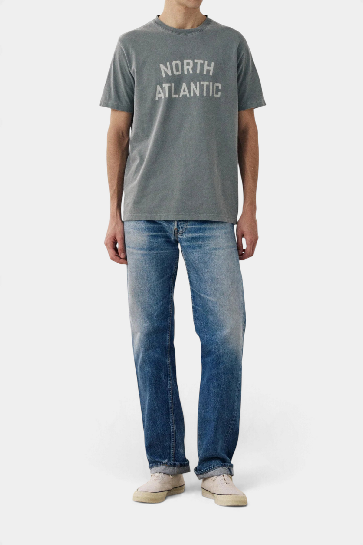 The Copper Shed North Atlantic green cotton jersey t-shirt with chest pocket and boxy fit worn by a model